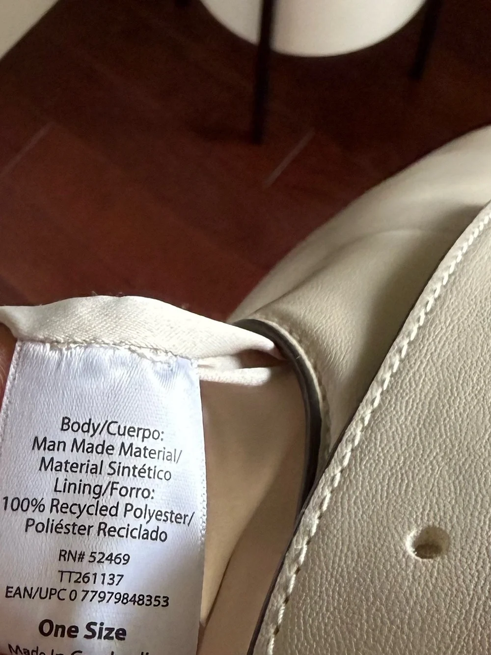 Time and Tru Shively Bucket Handbag in Ivory Beige Vegan Leather OS Brand New